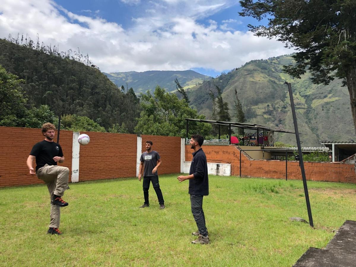 Mountain Chalet - Tungurahua Hot Springs/Aguas Termales Banos  Exterior photo